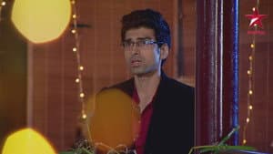 Akash Hides From Madhumati