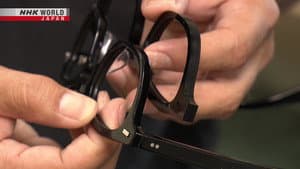 Eyeglasses