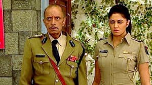 Bhola and Chautala Get Romantic