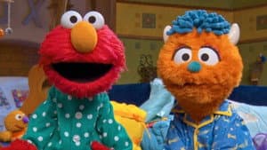 Elmo and Rudy Make a Fort