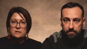 THEIR 15-YEAR-OLD SON KILLED DURING A SOCCER MATCH FOLLOWING A BAD HIT (DELIBERATE?)