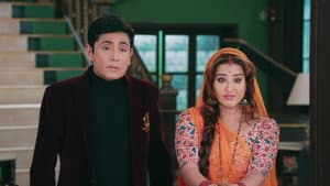 Saxena Arrives to Arrest Angoori