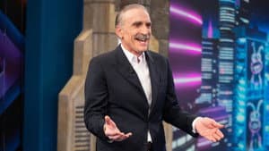 Juan y Medio