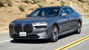 BMW i7