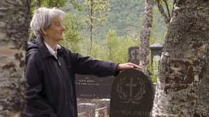 Alma Jenssen, 85 år og Eneboer