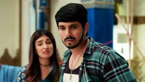 Shiva Sympathises With Raavi