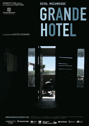 Grande Hotel (2010) poster