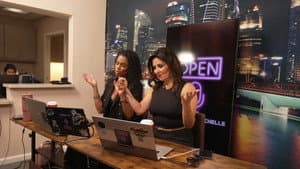 USA: The Anti-Vaccine Fever / Mexico-USA: When the Money Runs Out