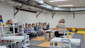 Ukraine: Survival in a shelter / India: Recruits for Putin's war