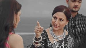 Virat's mother lashes out at Amruta