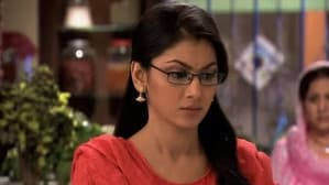 Sarla agrees to give Kumkum Bhagya hall to Kabir
