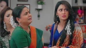 Jayesh hands divorce papers to Bhavani