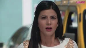 Sarika Sees Vikram
