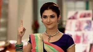 Rajni And The Workers Help Surili
